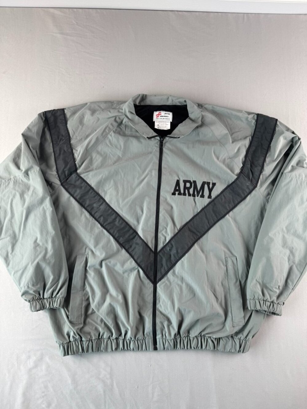 US Army IPFU Jacket Men's X-Large Gray Reflective Full Zip Training Windbreaker